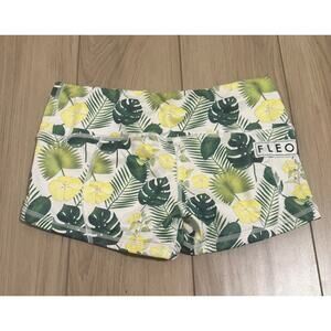 Fleo Shorts Women’s Sz Small Low Rise